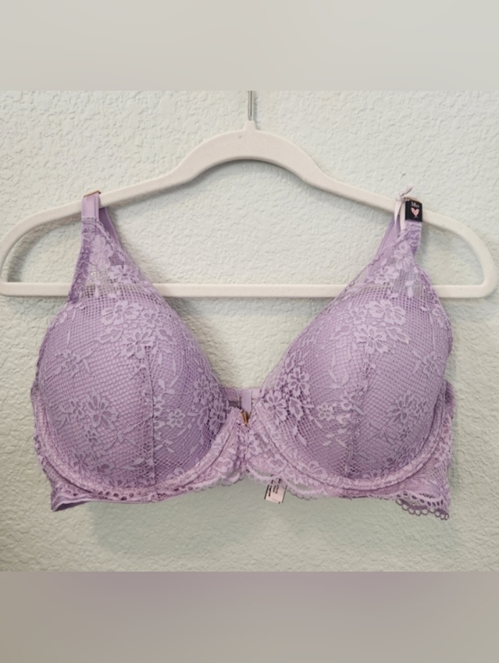 NWT VS Love Cloud Lilac All Over Lace Lightly Lined Plunge Bra
